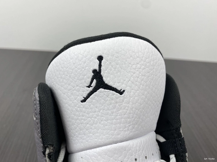 13 414571-016 Grey Retro Atmosphere - Jordan 1220